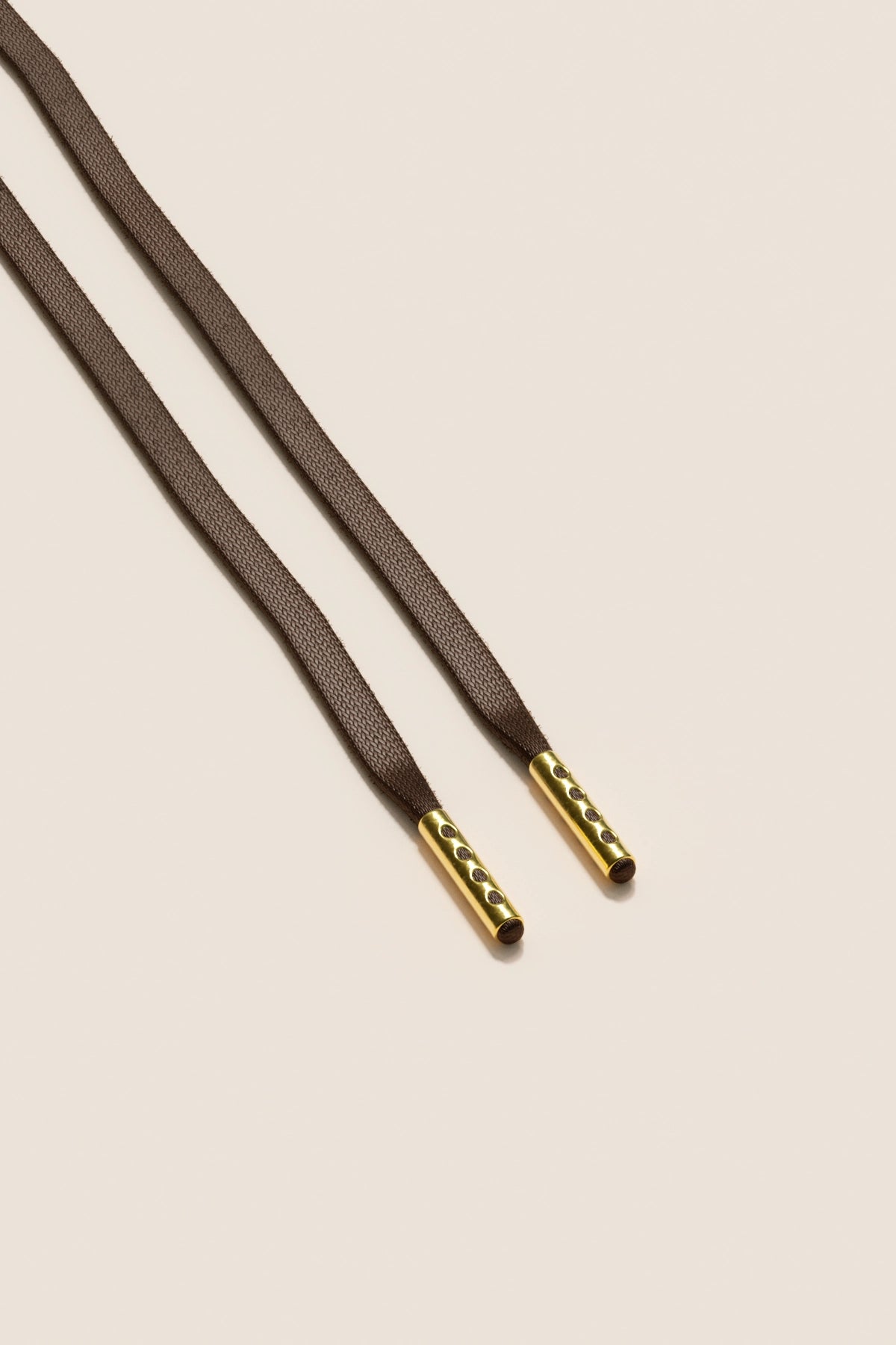 Senkels Marron Chocolat 3mm Lacets Cirés Plats avec Ferrets Dorés